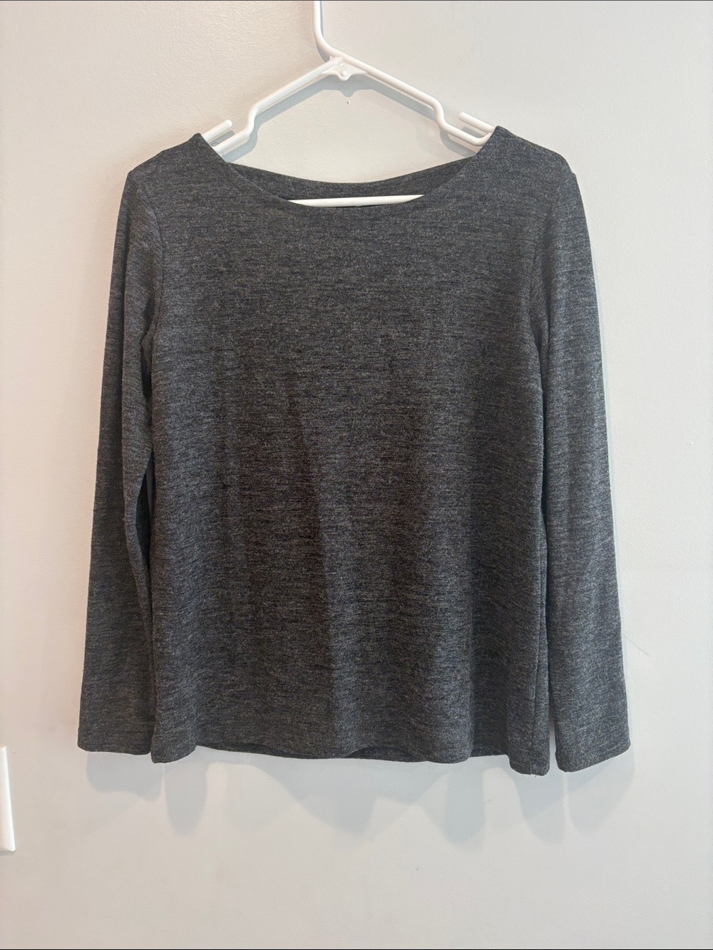 Yelete Dark Charcoal Long Sleeve Boatneck Top ptp 20 length 25 look at back!!!